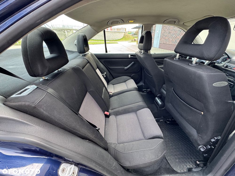 Volkswagen Bora - 12