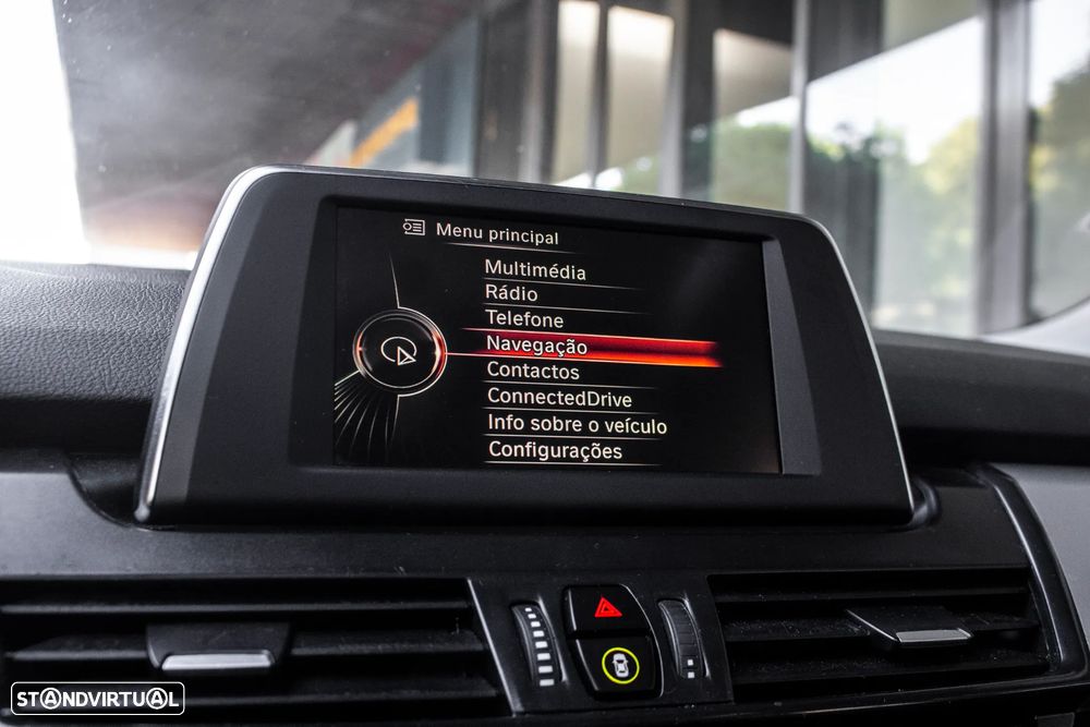 BMW 216 Gran Tourer d Aut. - 36