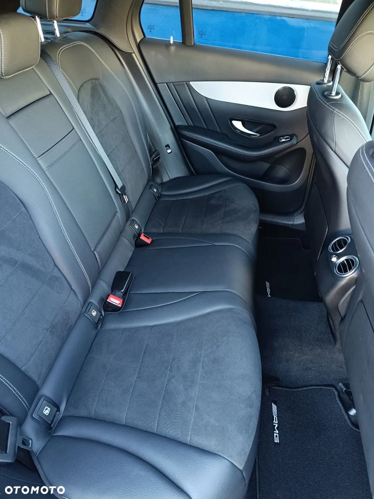 Mercedes-Benz GLC 220 d 4Matic 9G-TRONIC AMG Line - 23
