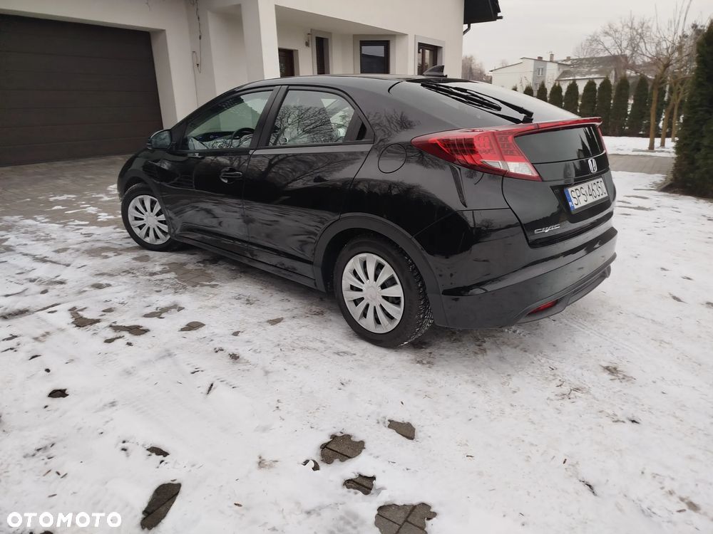 Honda Civic 1.8 i-VTEC Sport - 11