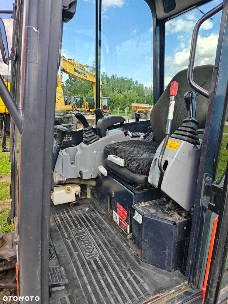 Kubota U-27 - 9