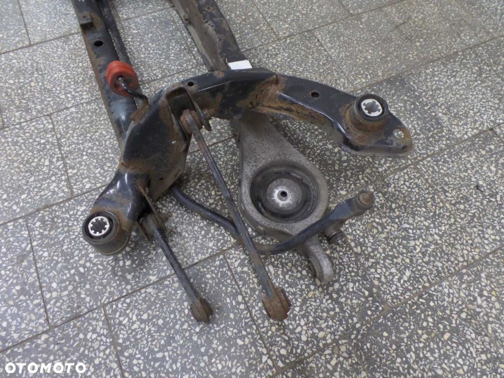 VOLVO S60 II V60 10-18 WOZEK LAWA BELKA KOLYSKA ZAWIESZENIA TYL - 4
