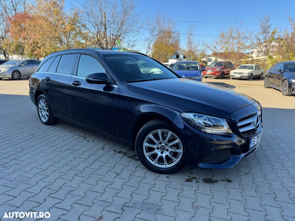 Mercedes-Benz C - 19