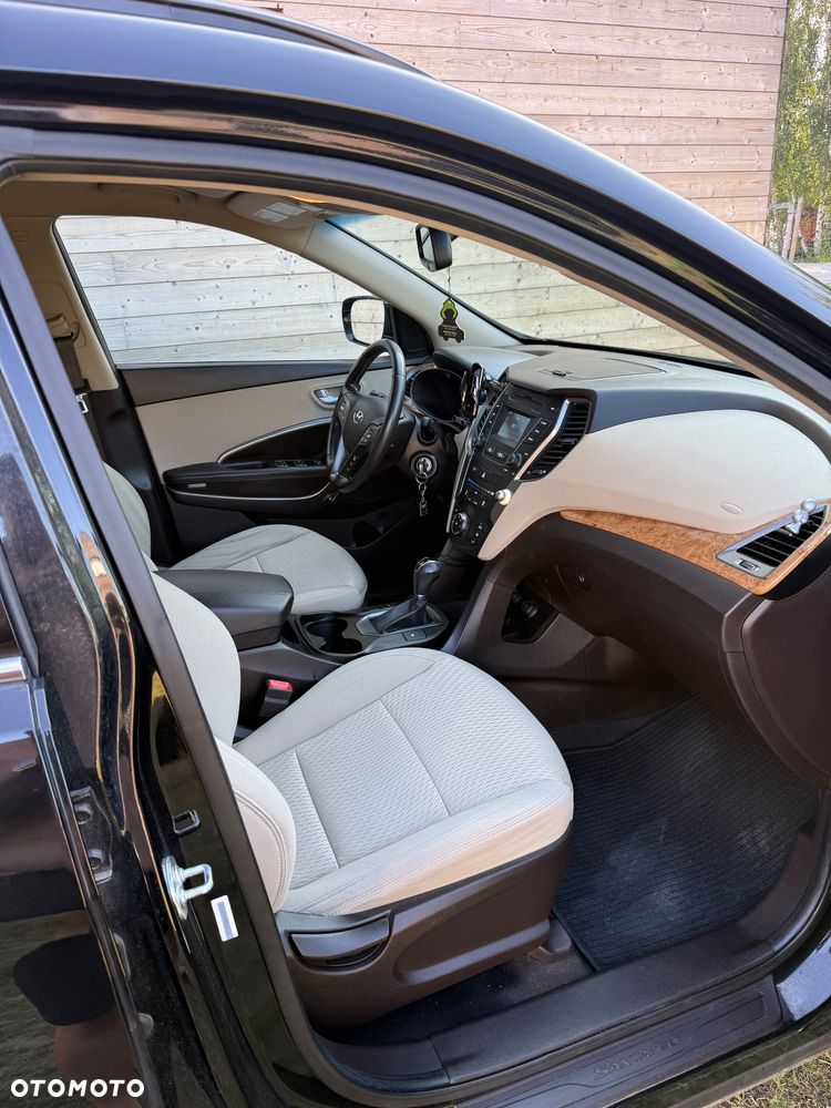 Hyundai Santa Fe 2.4 Sport Utility 2WD - 9
