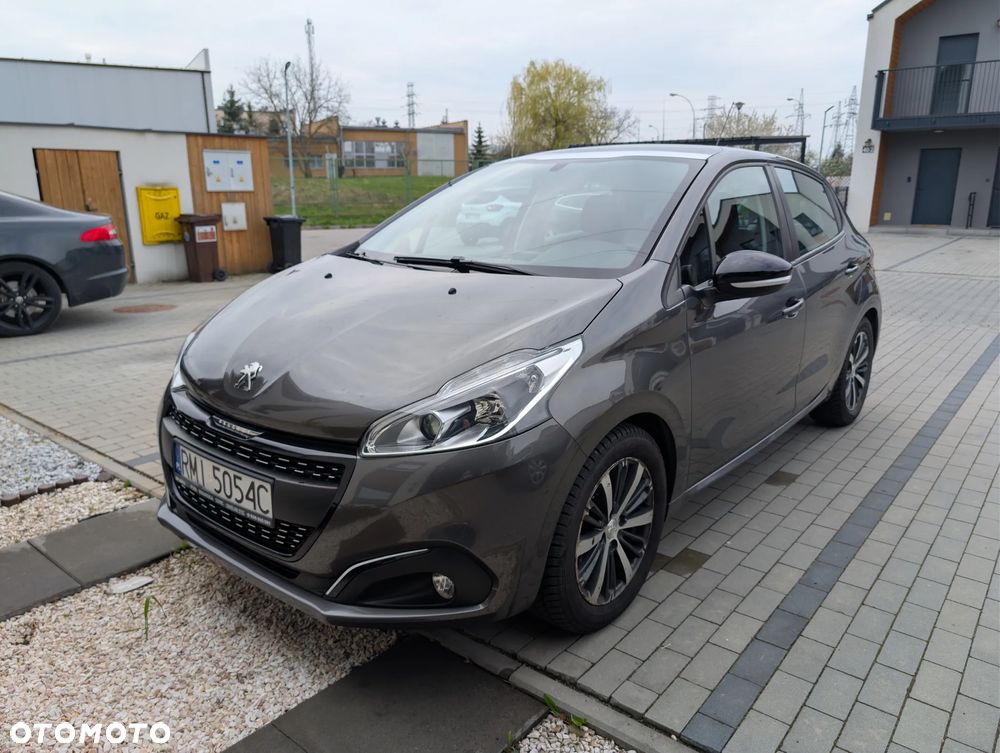 Peugeot 208 PureTech 82 Allure - 1