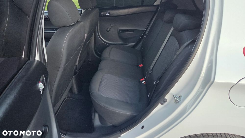 Hyundai i20 1.25 Comfort - 27
