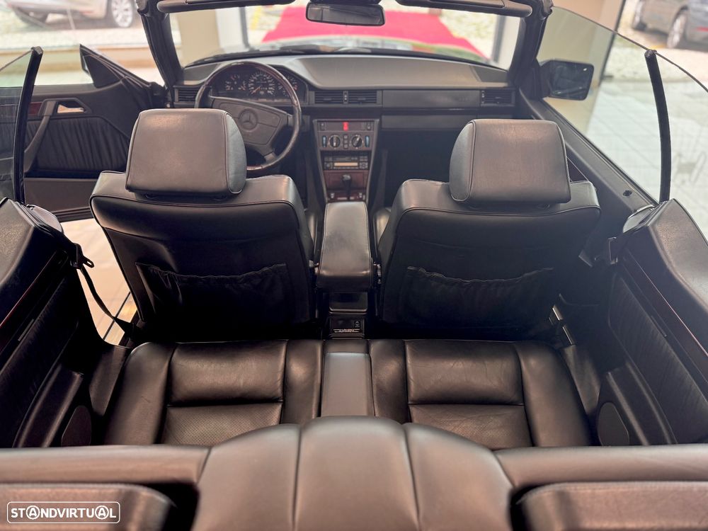 Mercedes-Benz E 320 - 18