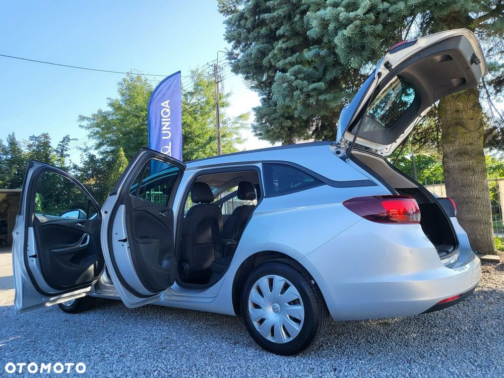Opel Astra - 11