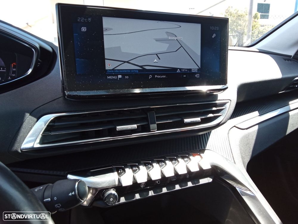 Peugeot 3008 1.5 BlueHDi Allure Pack EAT8 - 27
