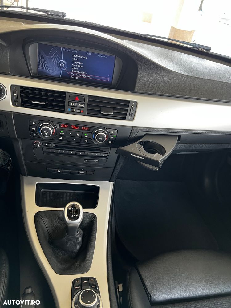 BMW Seria 3 320d - 17