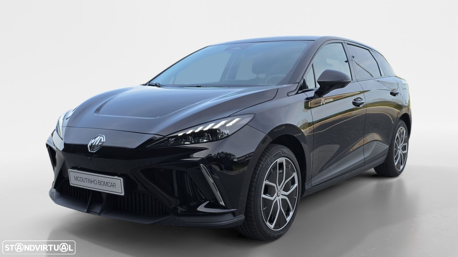 MG MG4 64 kWh Luxury - 1