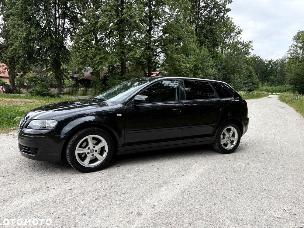Audi A3 Sportback 1.6 Ambiente - 5