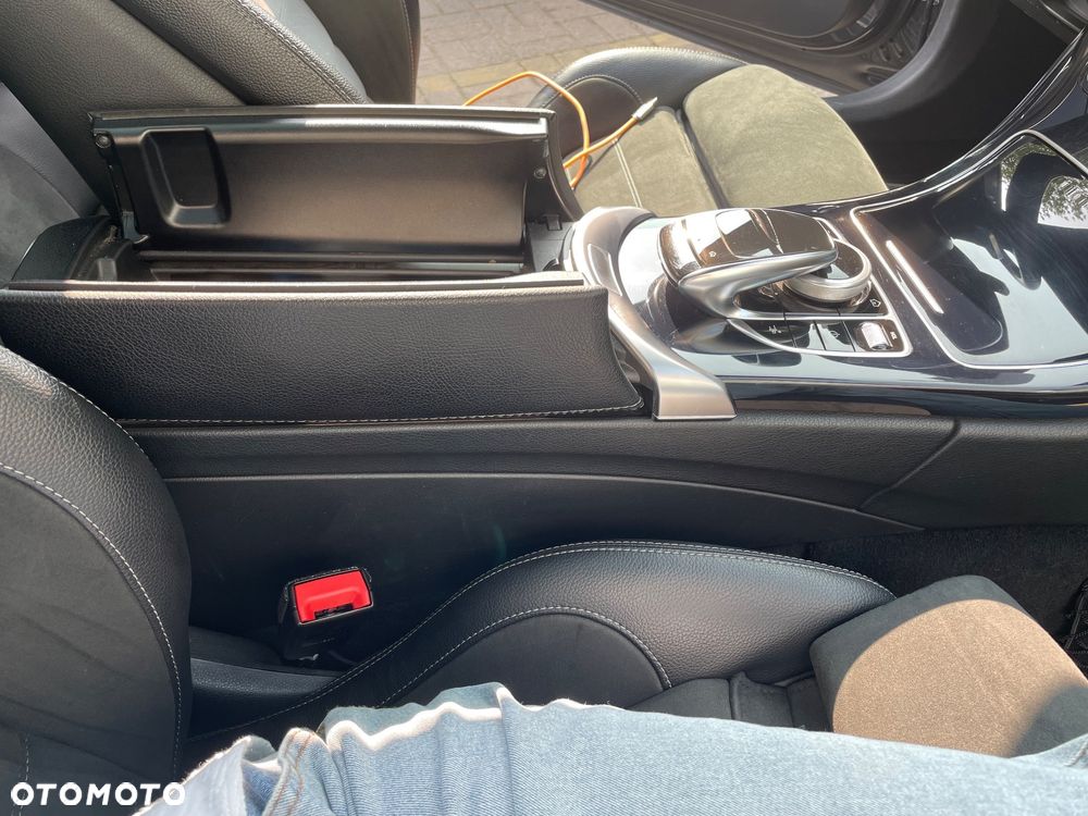 Mercedes-Benz Klasa C 200 4-Matic 9G-TRONIC - 21