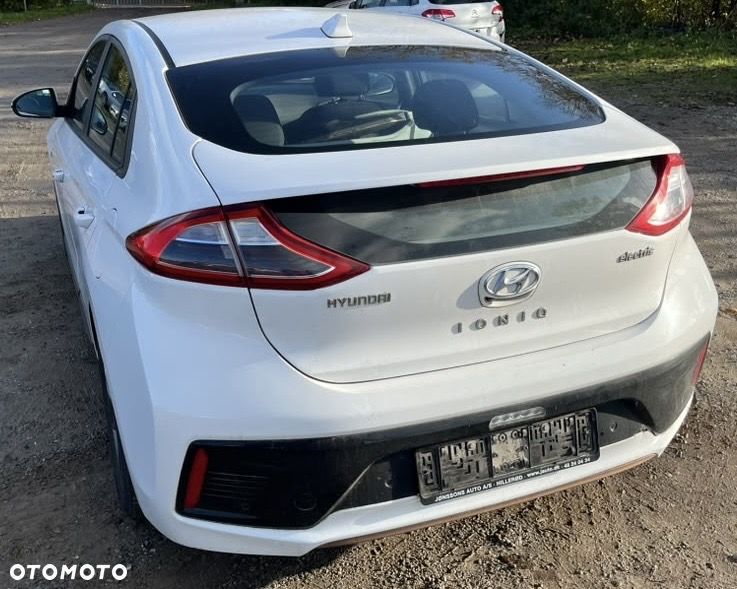 Hyundai IONIQ - 5