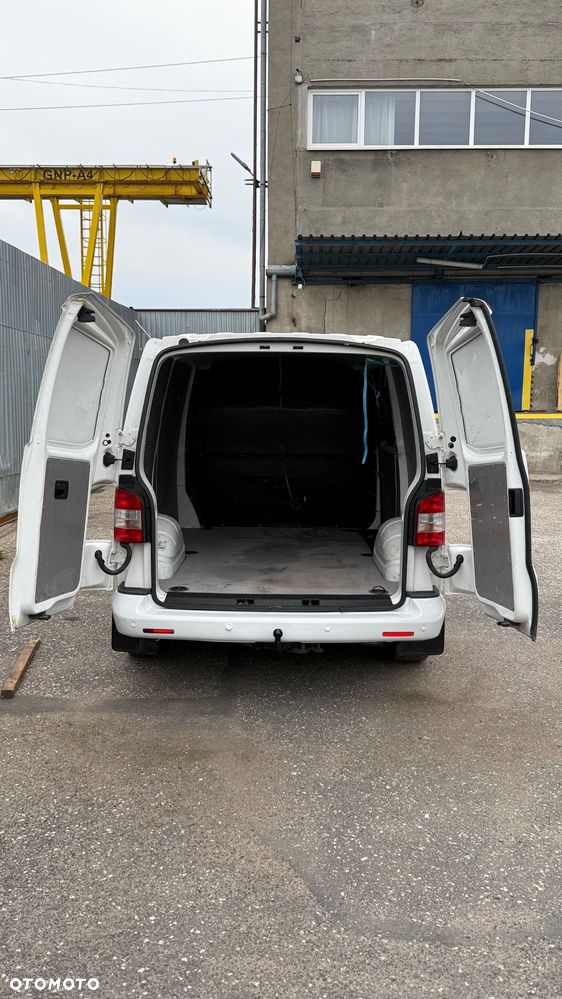 Volkswagen Transporter - 5