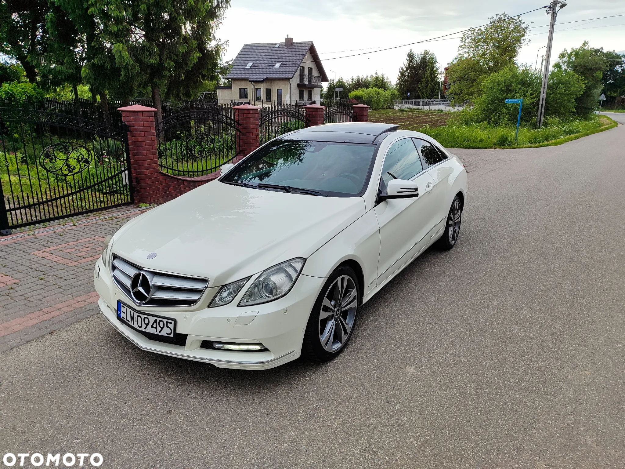 Mercedes-Benz Klasa E - 4