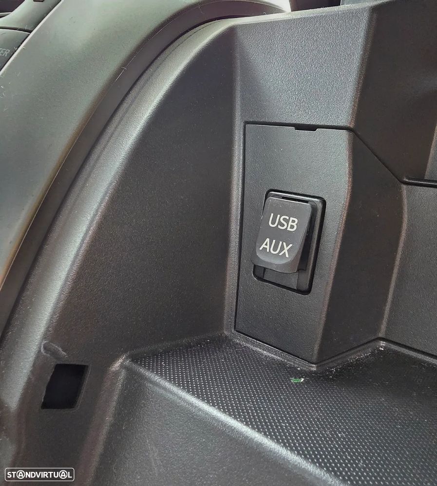 Toyota Auris 1.4 D-4D AC - 18