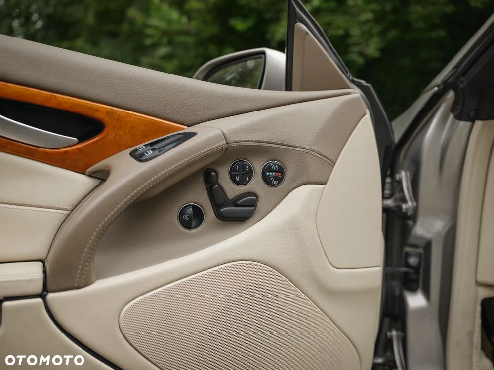 Mercedes-Benz SL 500 7G-TRONIC - 25