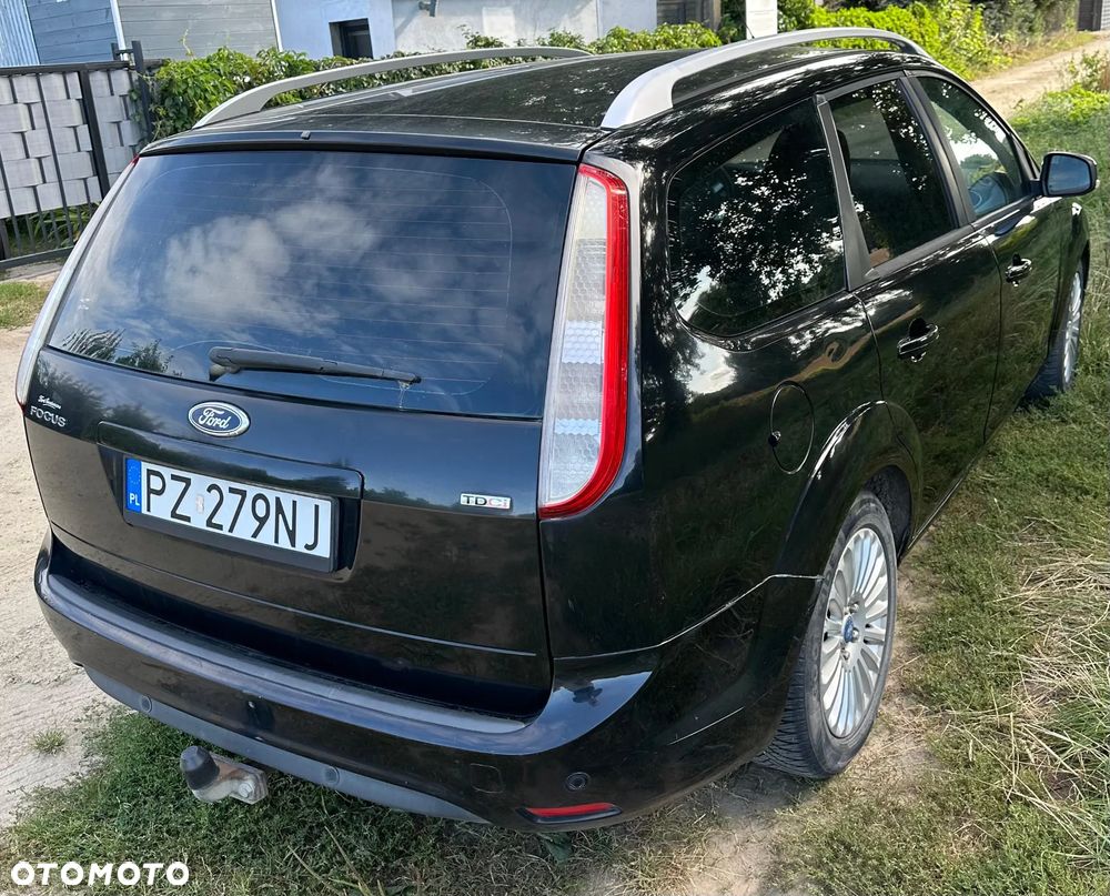 Ford Focus 1.6 TDCi DPF Ambiente - 6