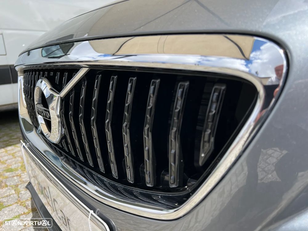 Volvo V40 Cross Country 1.5 T3 Plus Geartronic - 12