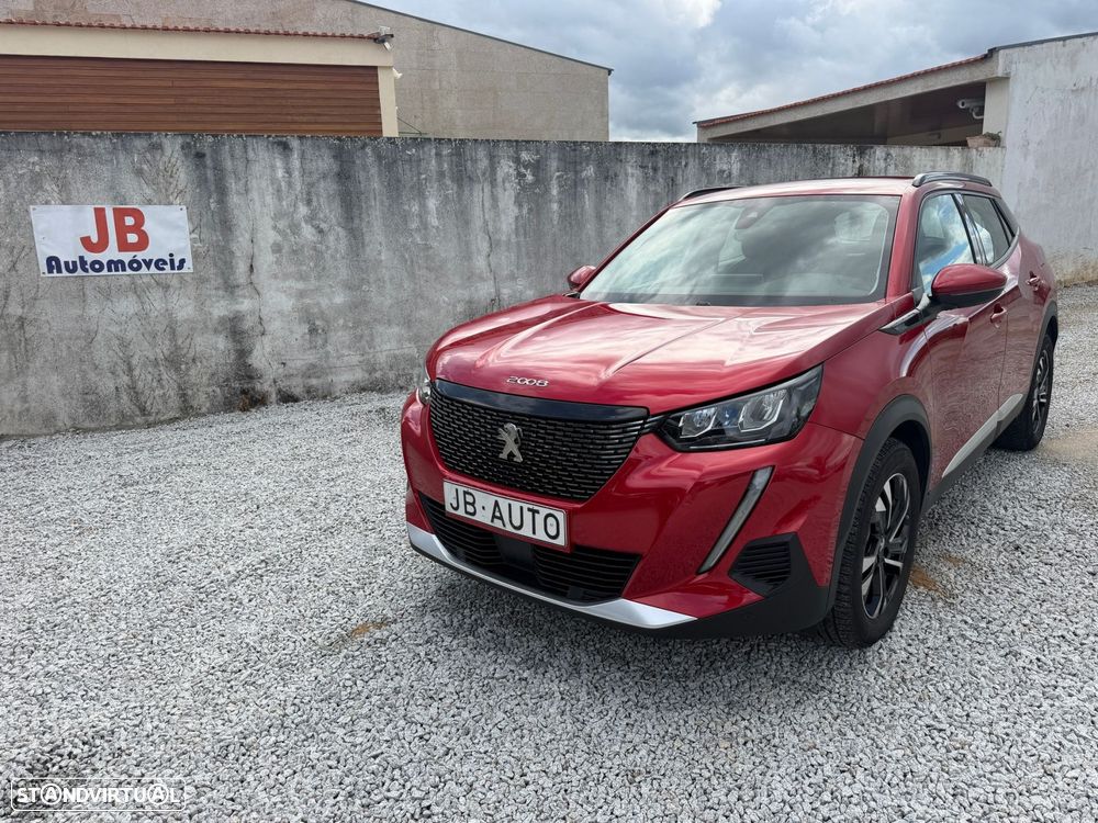 Peugeot 2008 1.2 PureTech Allure - 2