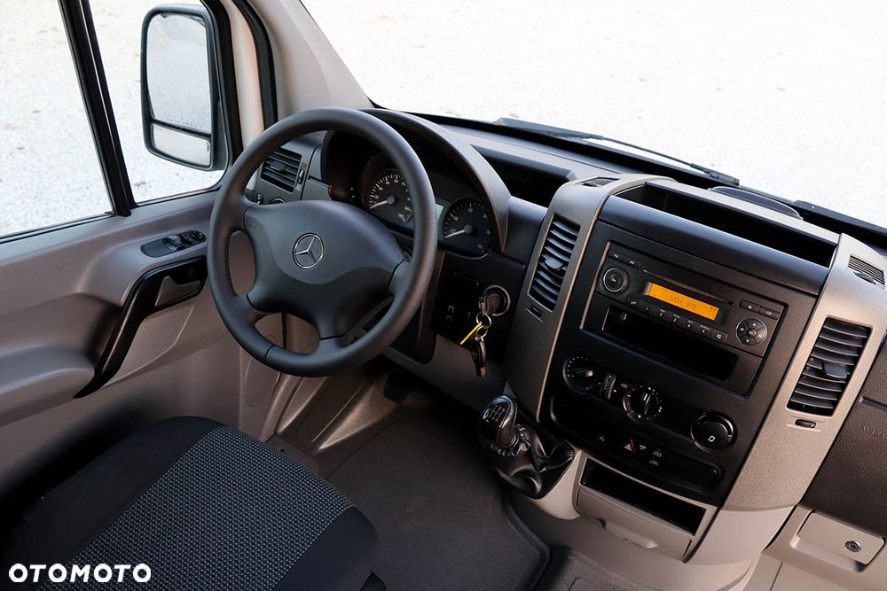 Mercedes-Benz Sprinter 313CDI Średniak L2H2 Brygadowy 6 Miejsc - 26