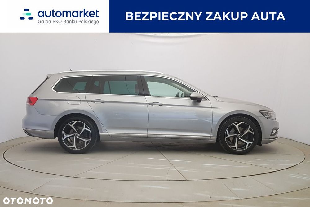 Volkswagen Passat - 8