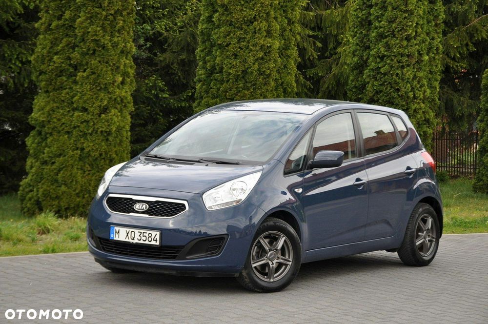 Kia Venga - 10