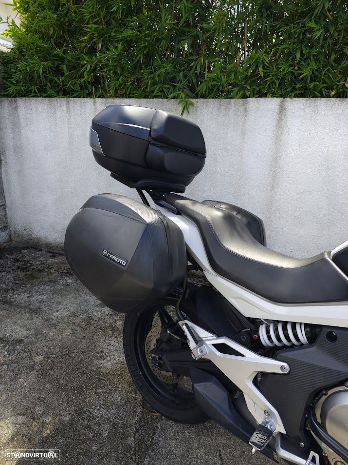 CF Moto 650GT - 4