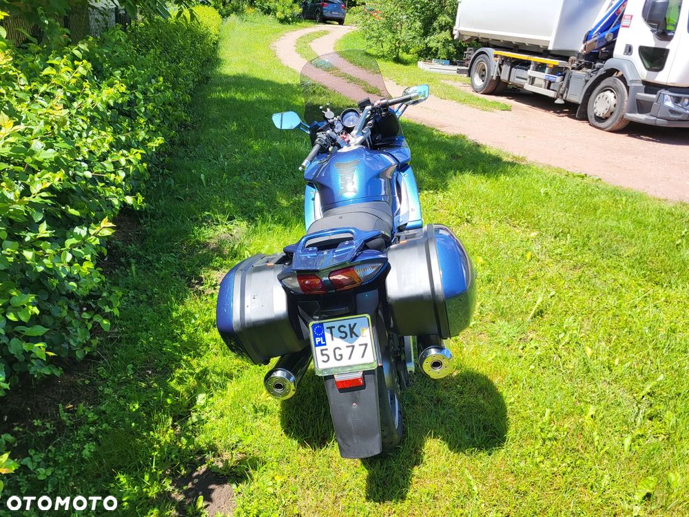 Yamaha FJR - 6