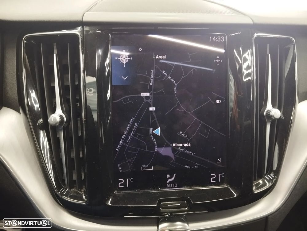 Volvo XC 60 2.0 T6 PHEV Inscription AWD - 29