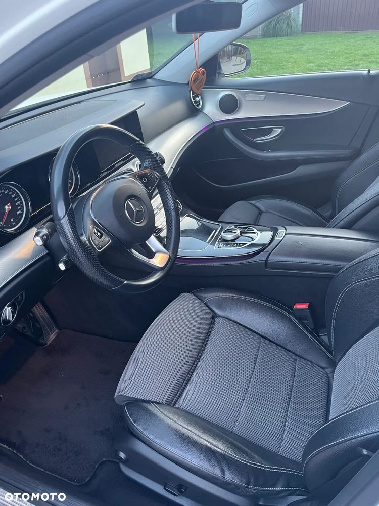 Mercedes-Benz Klasa E - 8