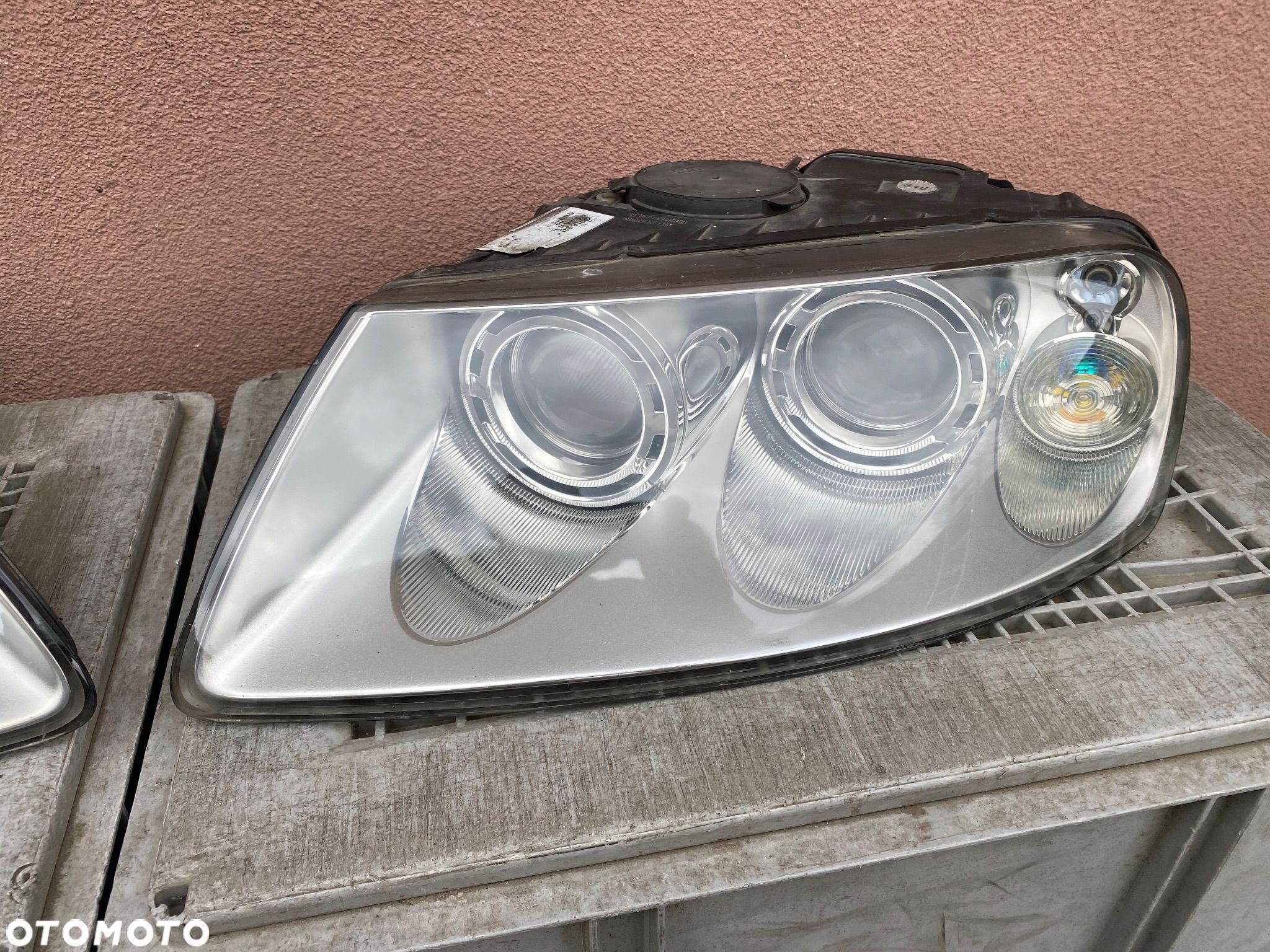 lampa touareg I 7L bi xenon  lewa eu  cała - 1