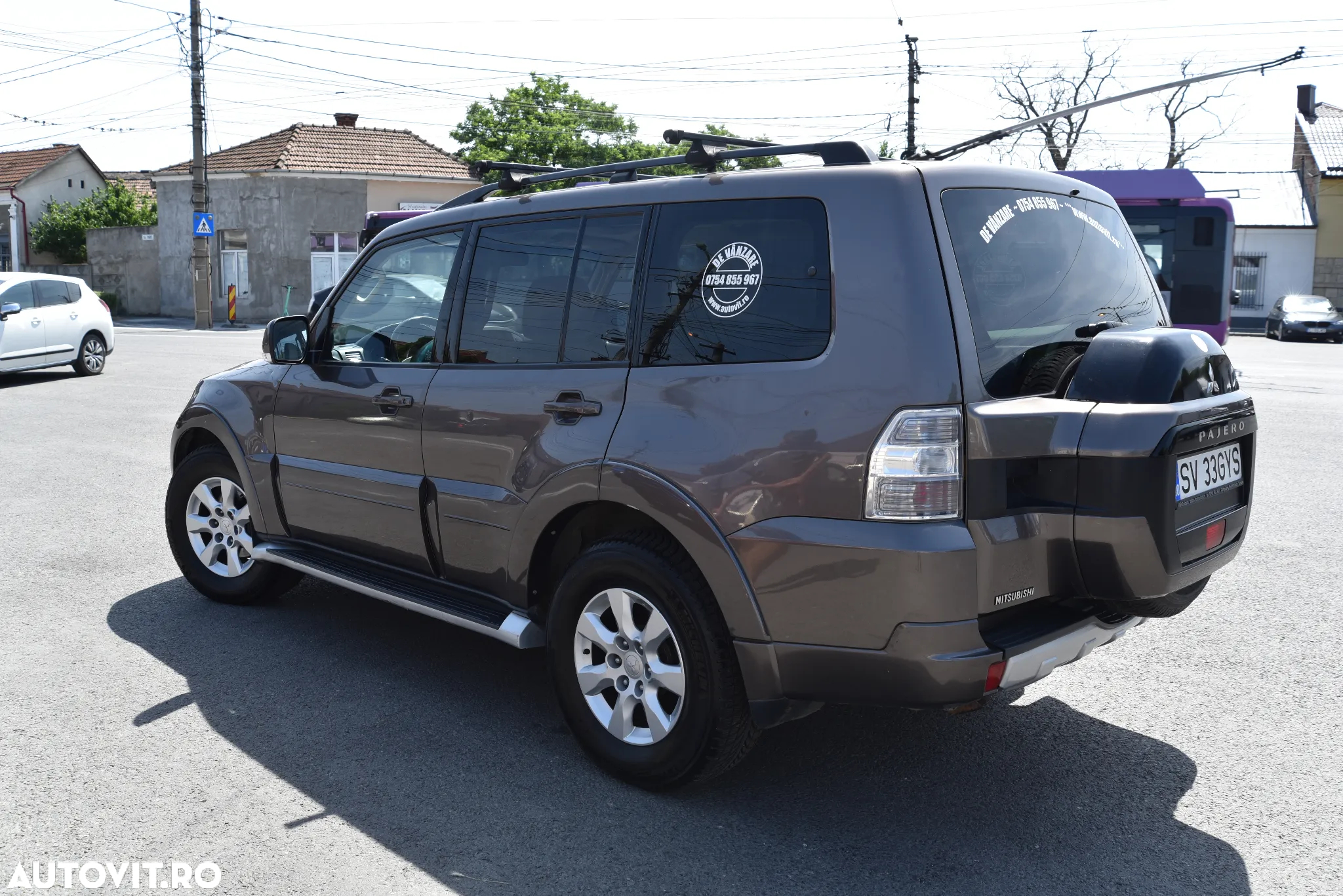 Mitsubishi Pajero - 5