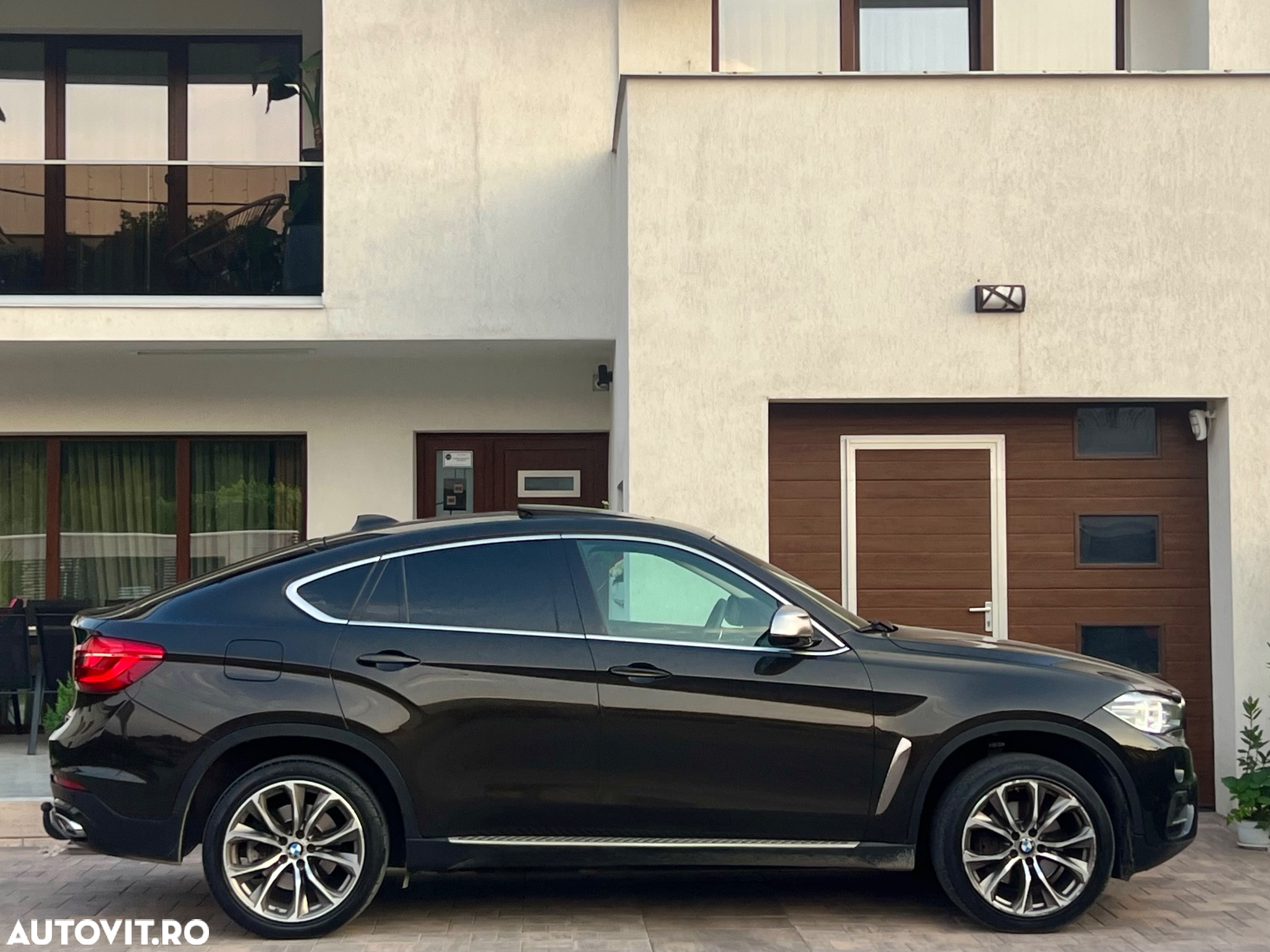 BMW X6 xDrive40d - 8