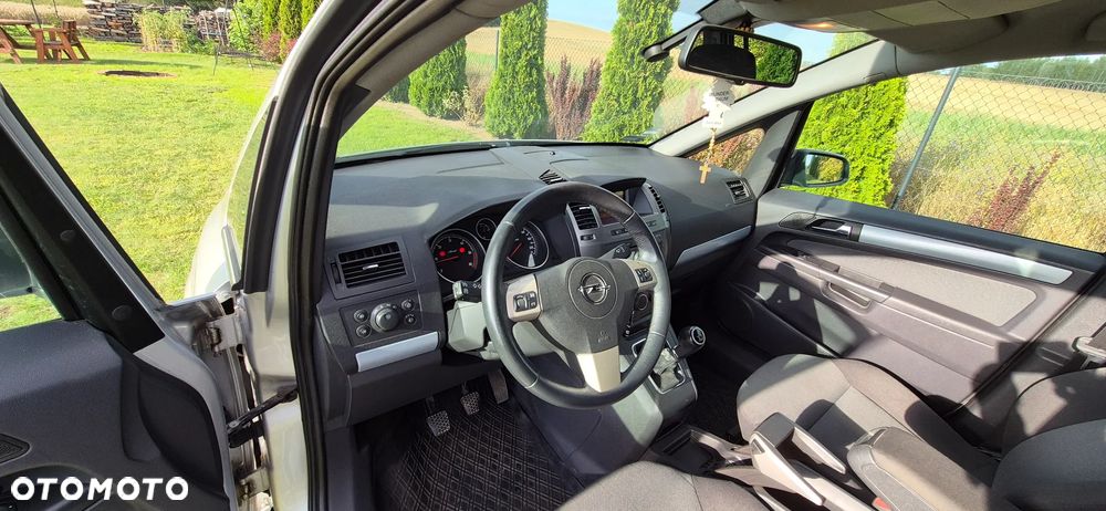 Opel Zafira 1.9 CDTI Cosmo - 12