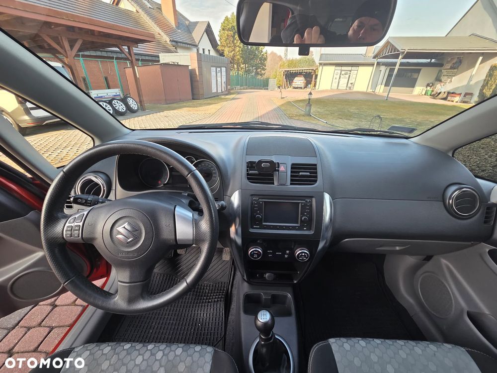 Suzuki SX4 1.6 VVT 4x2 Style - 14