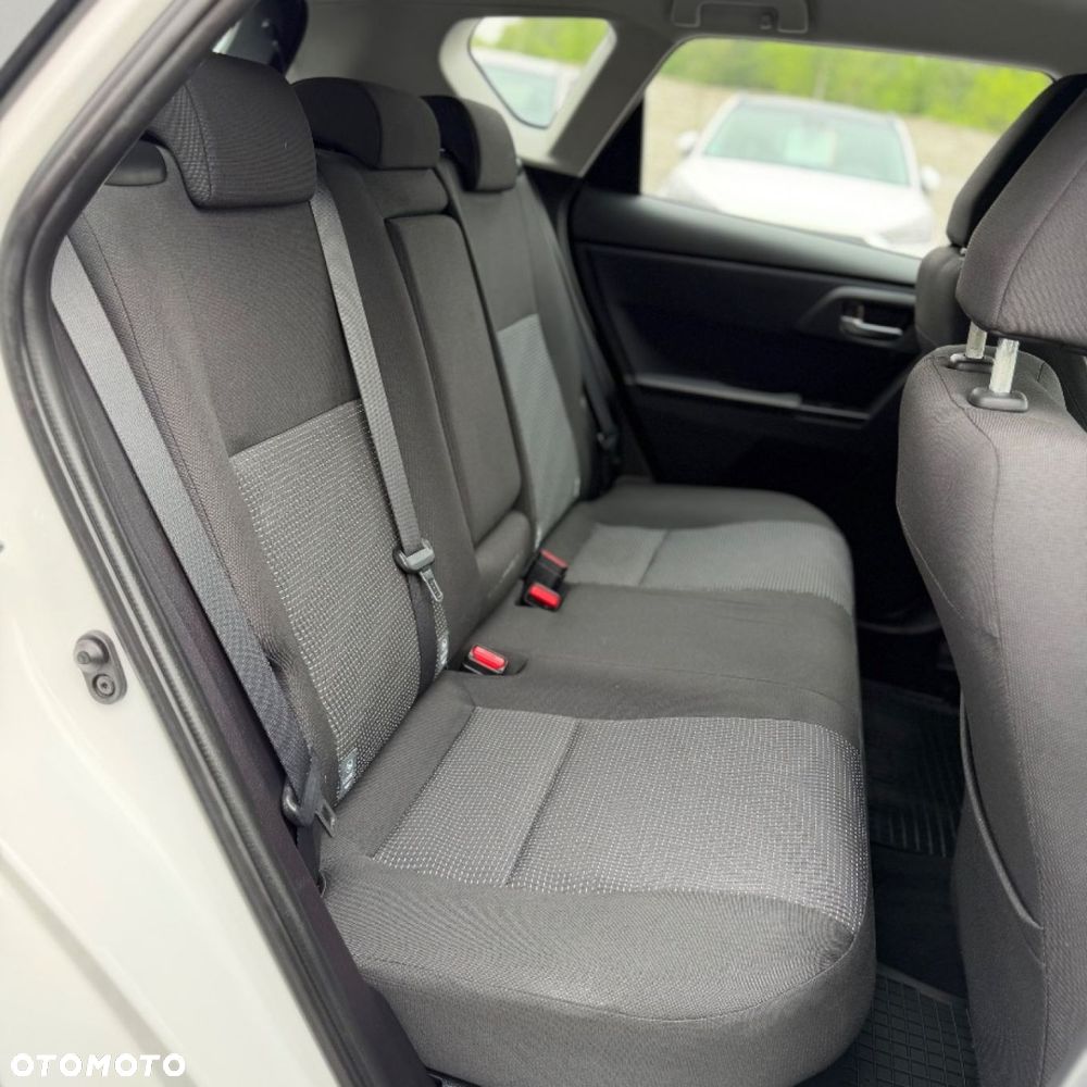 Toyota Auris - 31