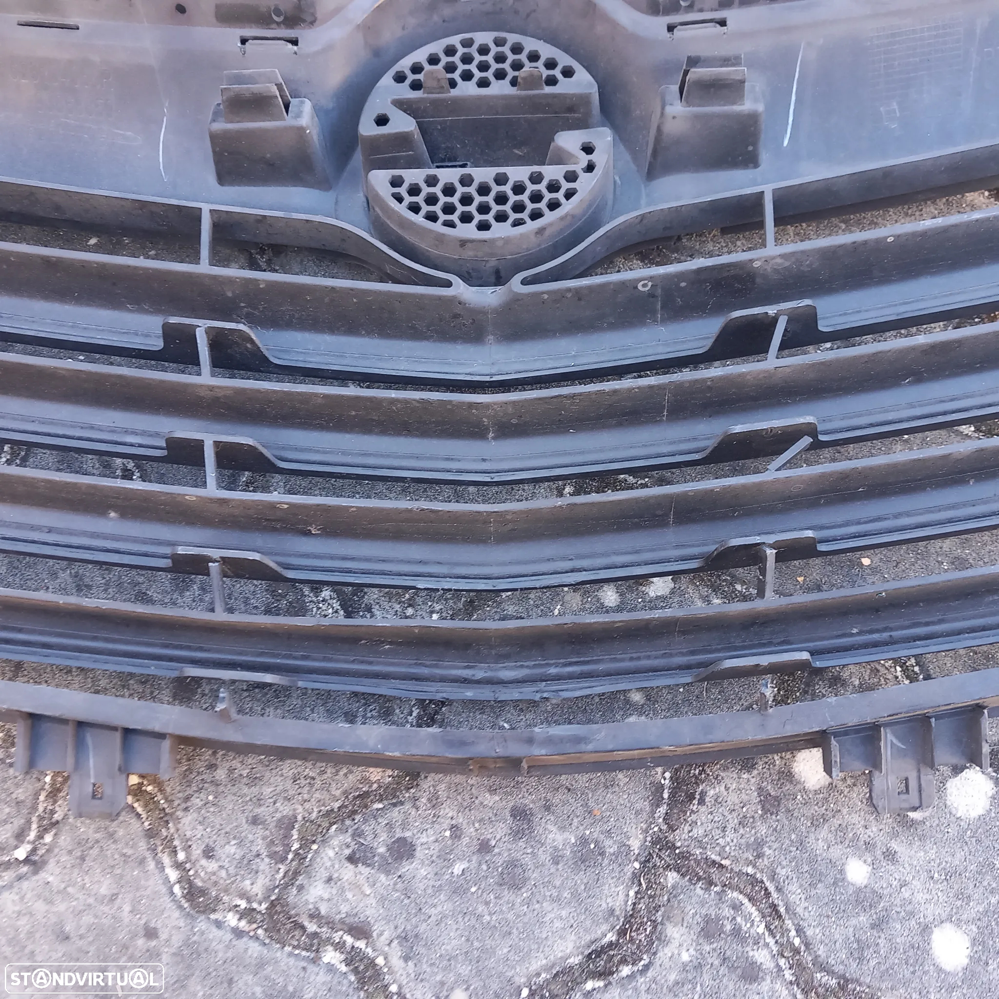Grelha opel vivaro 623104066R - 5
