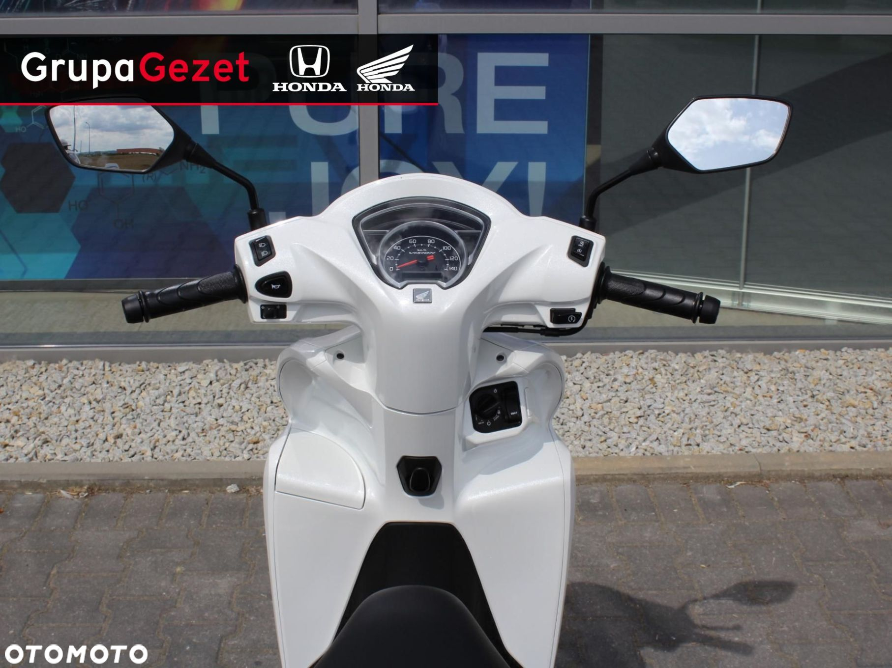 Honda Vision - 13