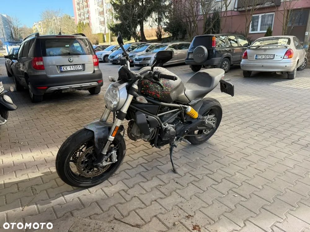 Ducati Monster - 8