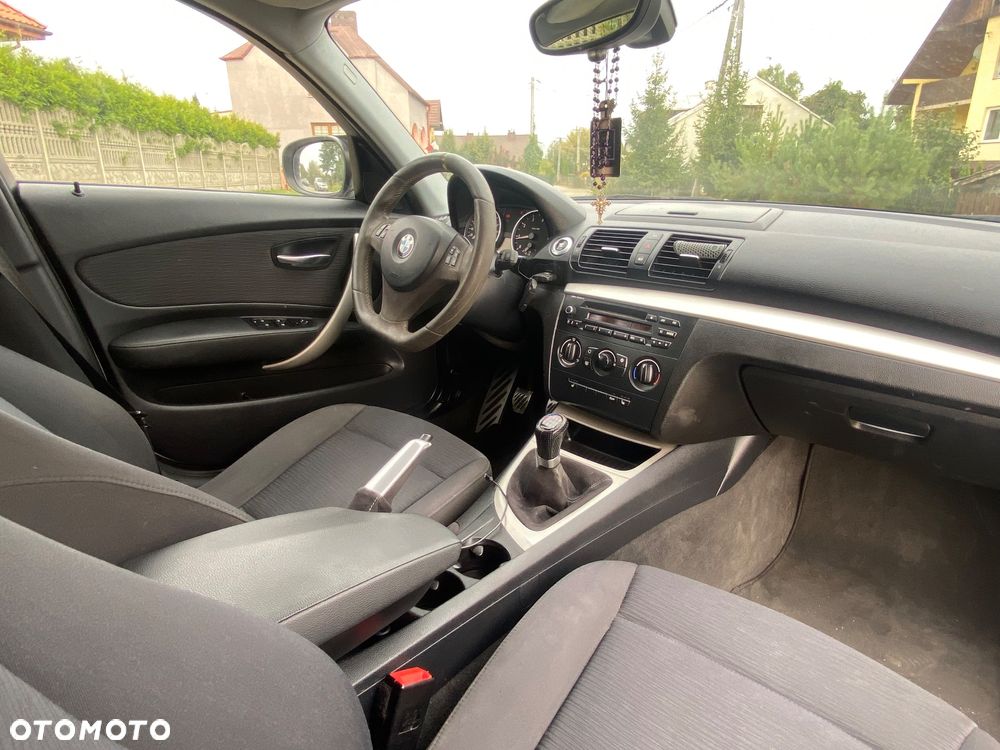 BMW Seria 1 116i - 10