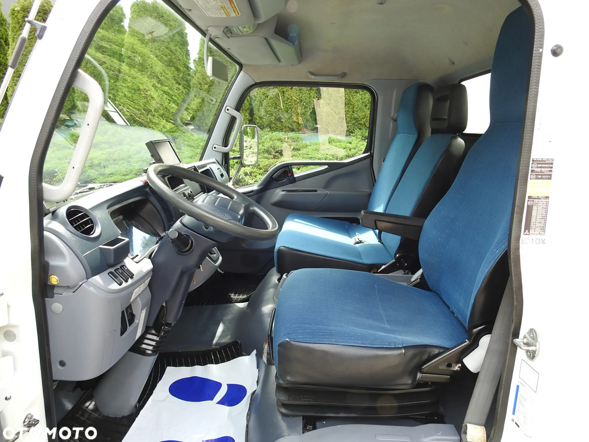 Mitsubishi CANTER FUSO 7C15 KONTENER CHŁODNIA WINDA 14 PALET -4*C ZASILANIE 230V KLIMATYZACJA AUTOMATYCZNA SKRZYNIA 150KM  [1866] - 32