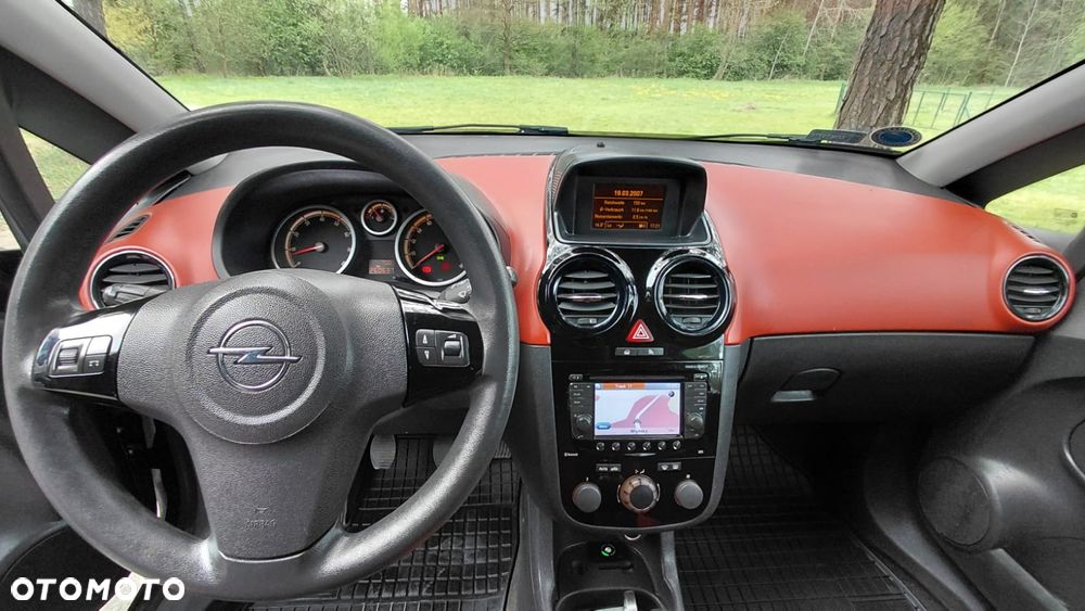 Opel Corsa 1.2 16V Cosmo - 7