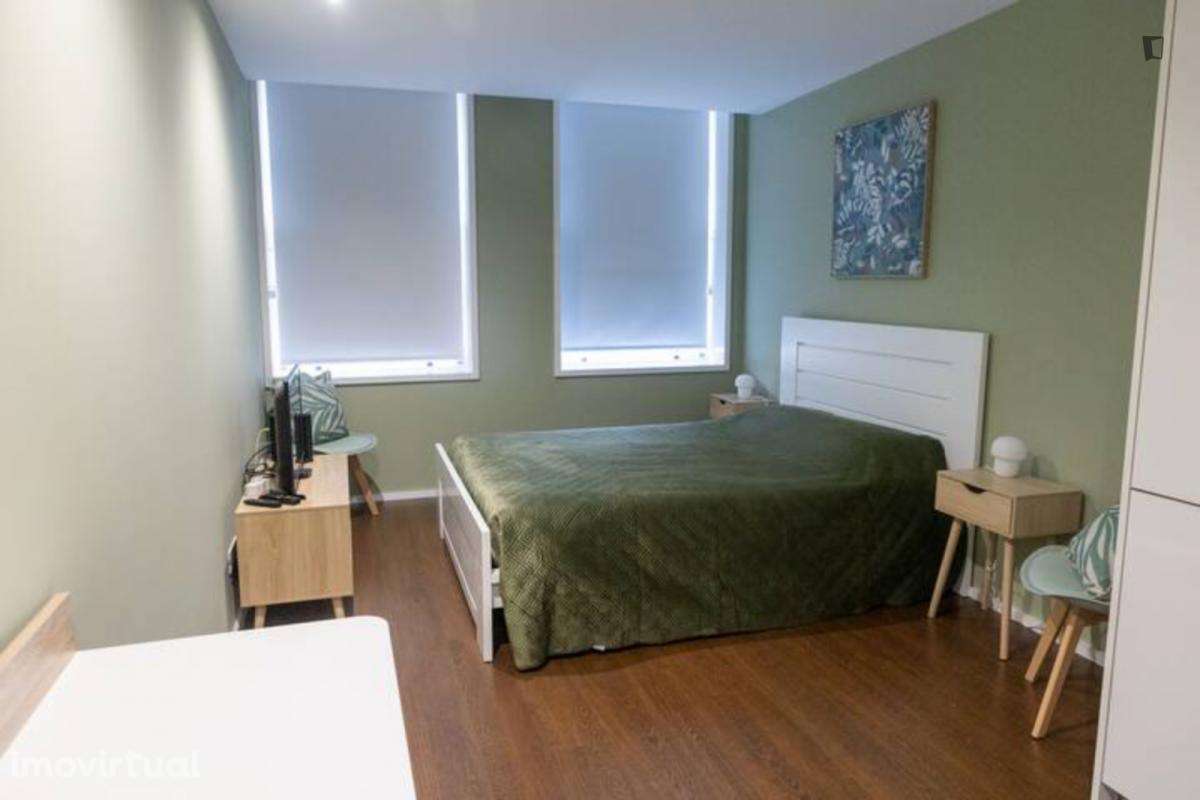 Estúdio - localizado em Guimaraes - Grande imagem: 3/15