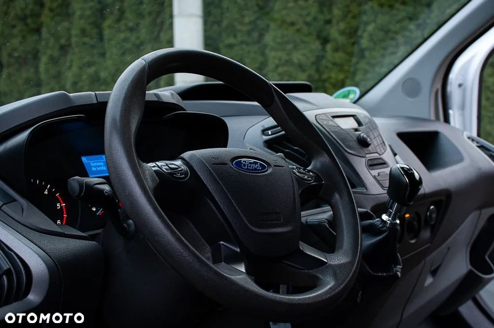 Ford TRANSIT CUSTOM - 22