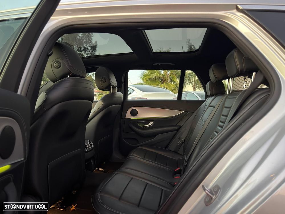 Mercedes-Benz E 220 d AMG - 23