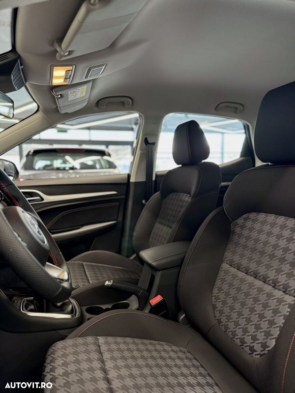 MG ZS 1.5 GSL 5MT Excite - 11