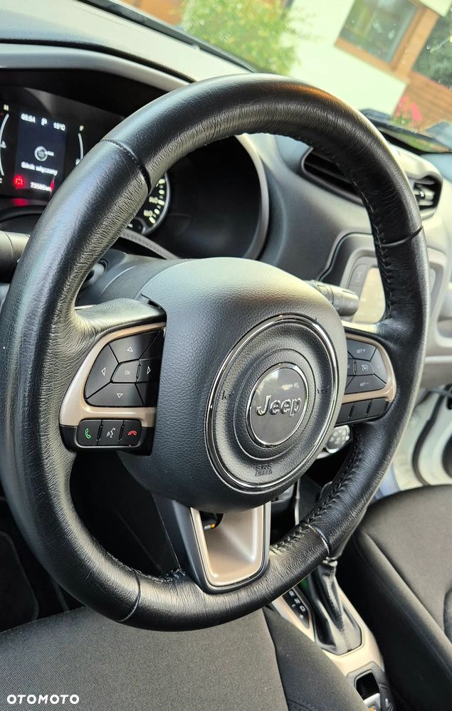 Jeep Renegade - 19