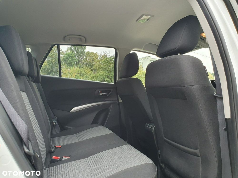 Suzuki SX4 S-Cross 1.5 DualJet Hybrid Premium 4WD AGS - 15